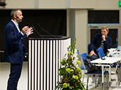 Plenary Lecture II – Henrik Kleven and plenary chair Claus Thustrup Kreiner